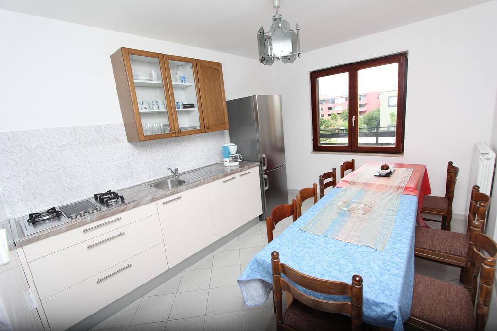 Apartments Natali Ровин Стая снимка