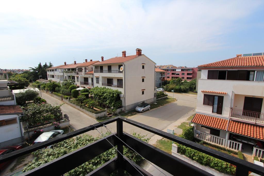 Apartments Natali Ровин Стая снимка